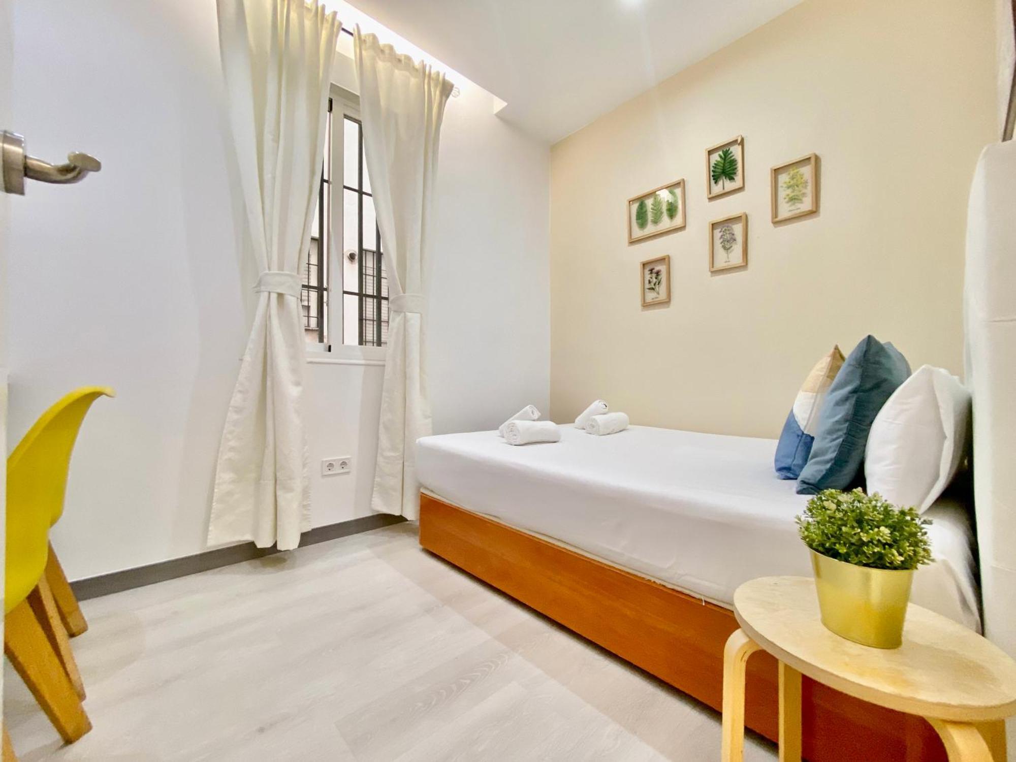 Charming Puerta Del Sol Center Apartamento Madri Exterior foto