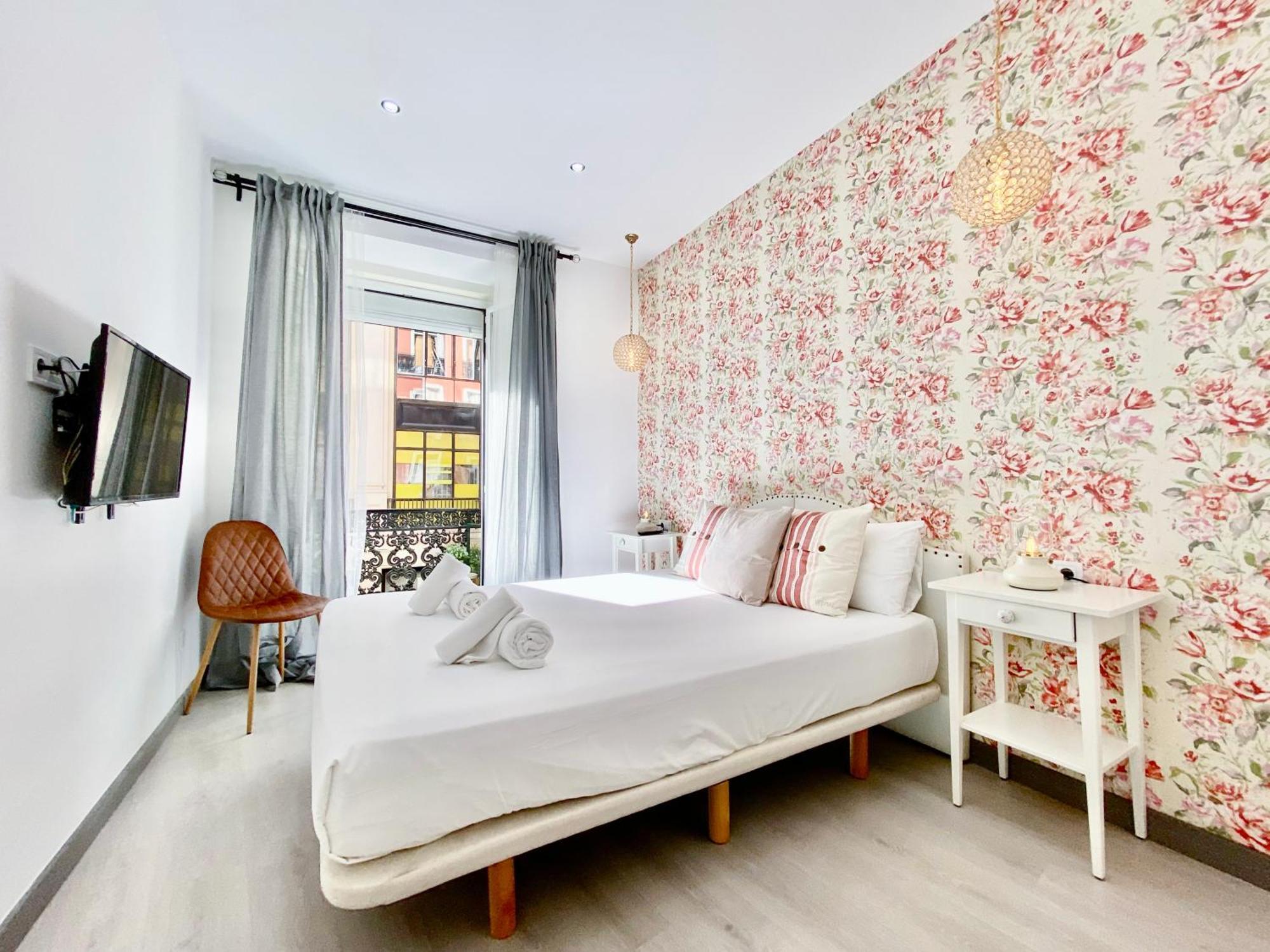 Charming Puerta Del Sol Center Apartamento Madri Exterior foto